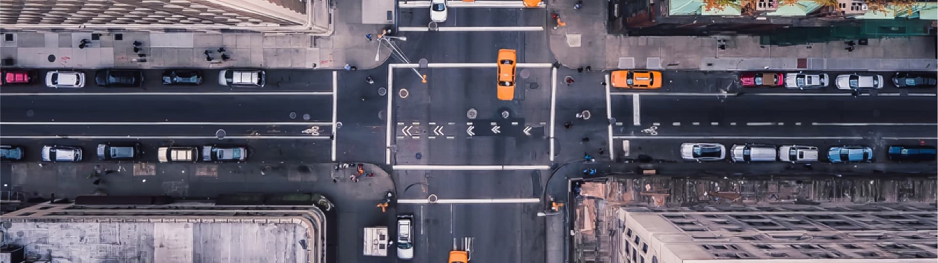 Image of a city street